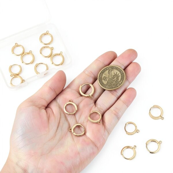 Boucles d oreilles créoles SUPERFINDINGS laiton zircone 2-2