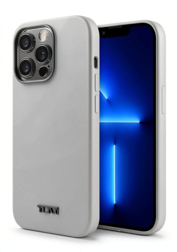 Coque iPhone 14 Pro CG MOBILE silicone liquide protection